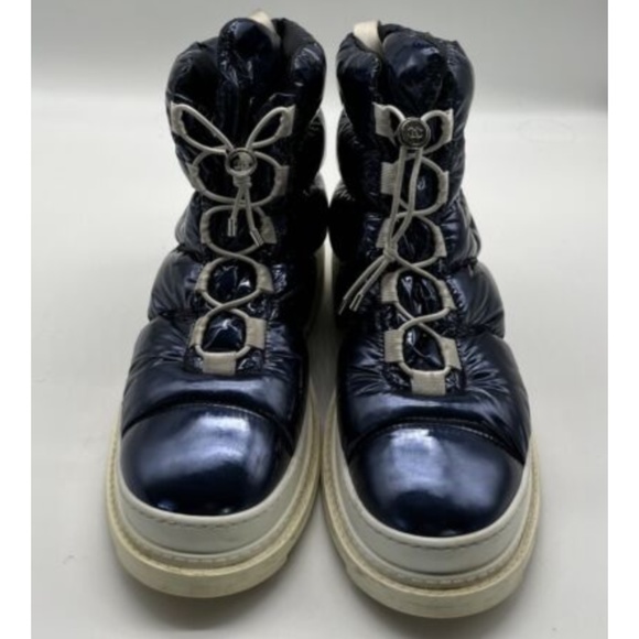 CHANEL Blue Metallic CC Logo Winter Sport Lace Up Snow Moon Boots sz 38 - Picture 2 of 5